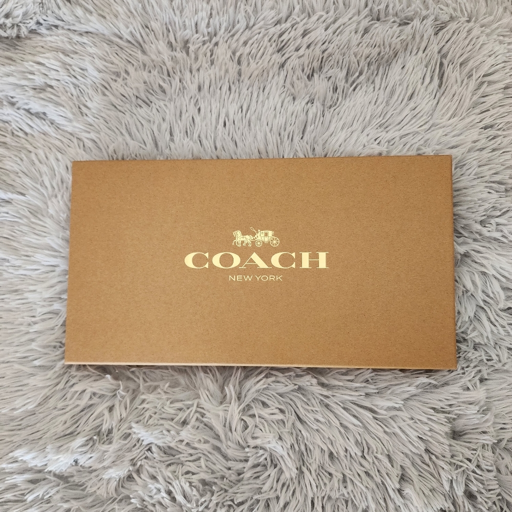 COACH Boxed Anna Foldover Clutch Crossbody And Card Set In Signature Leather - Picture 2 of 10